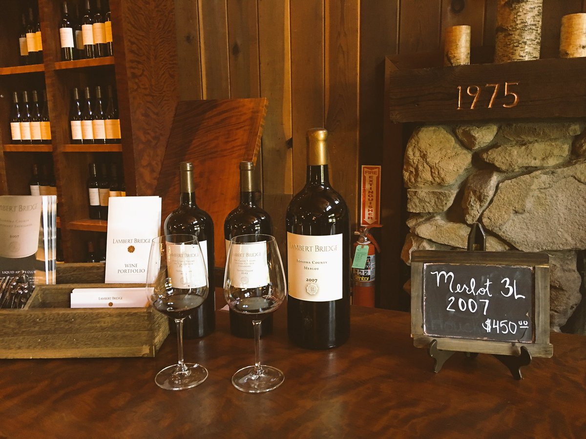 CraigRamsayFit's tweet photo. Such a @FitandPhab tasting! 😀🍷 @LambertBridge #Healdsburg 👍🏼⭐️ https://t.co/bUsT58cBpG