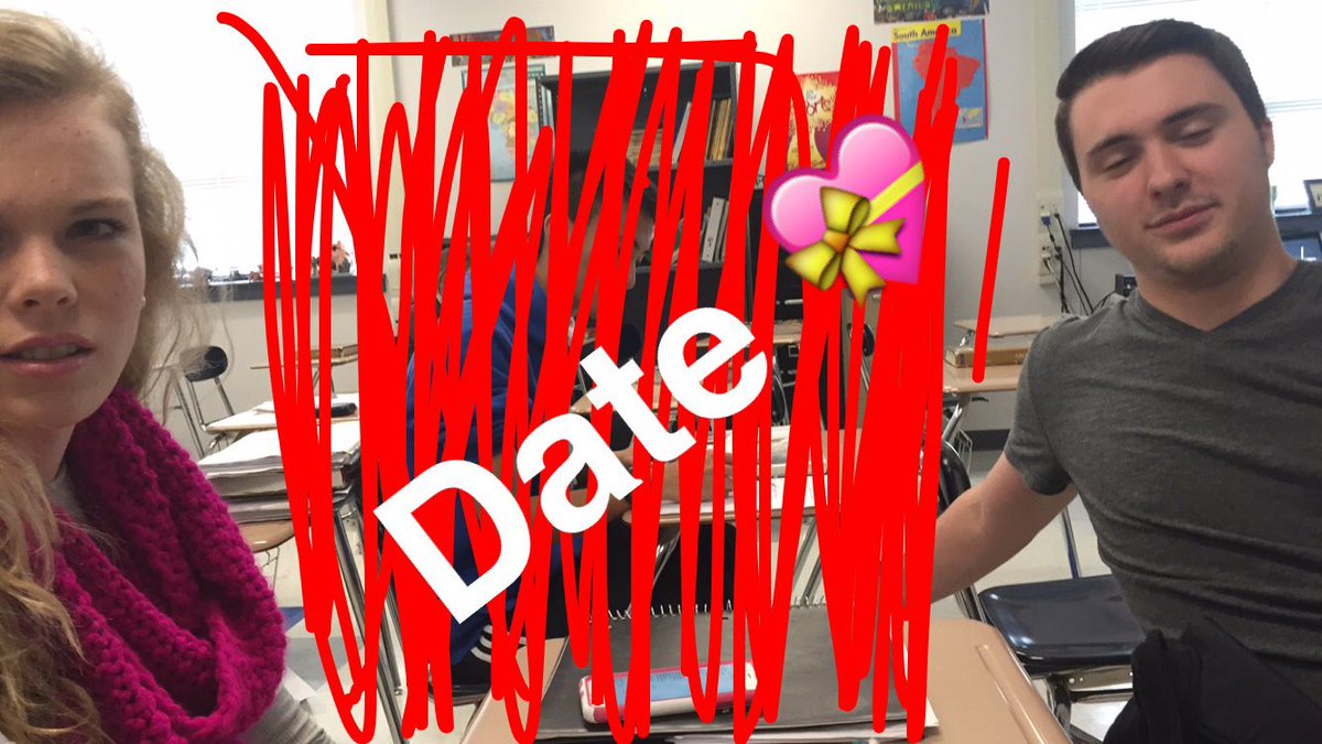 Happy Birthday love <a href="/DBerr20/">danielle berry</a> !!! 🎉🎈🎉😘❤️  miss our soc group 😂