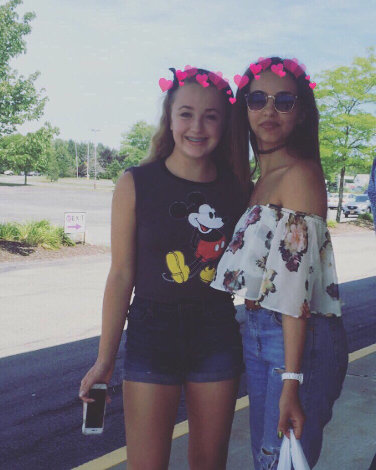 JadeWithearts's tweet image. 💞 @Blurryjade_ 💞