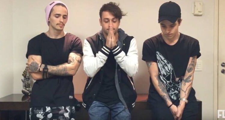 putagnoli's tweet photo. OLHA ISSO
GENTE NÃO DÁ
ELES NÃO TÃO BEM
A GNT NÃO TÁ BEM 
NGM TÁ BEM
VAMO SE JUNTA E CHORAR
OBRIGADA NATHAN https://t.co/XFeBP6gSSv