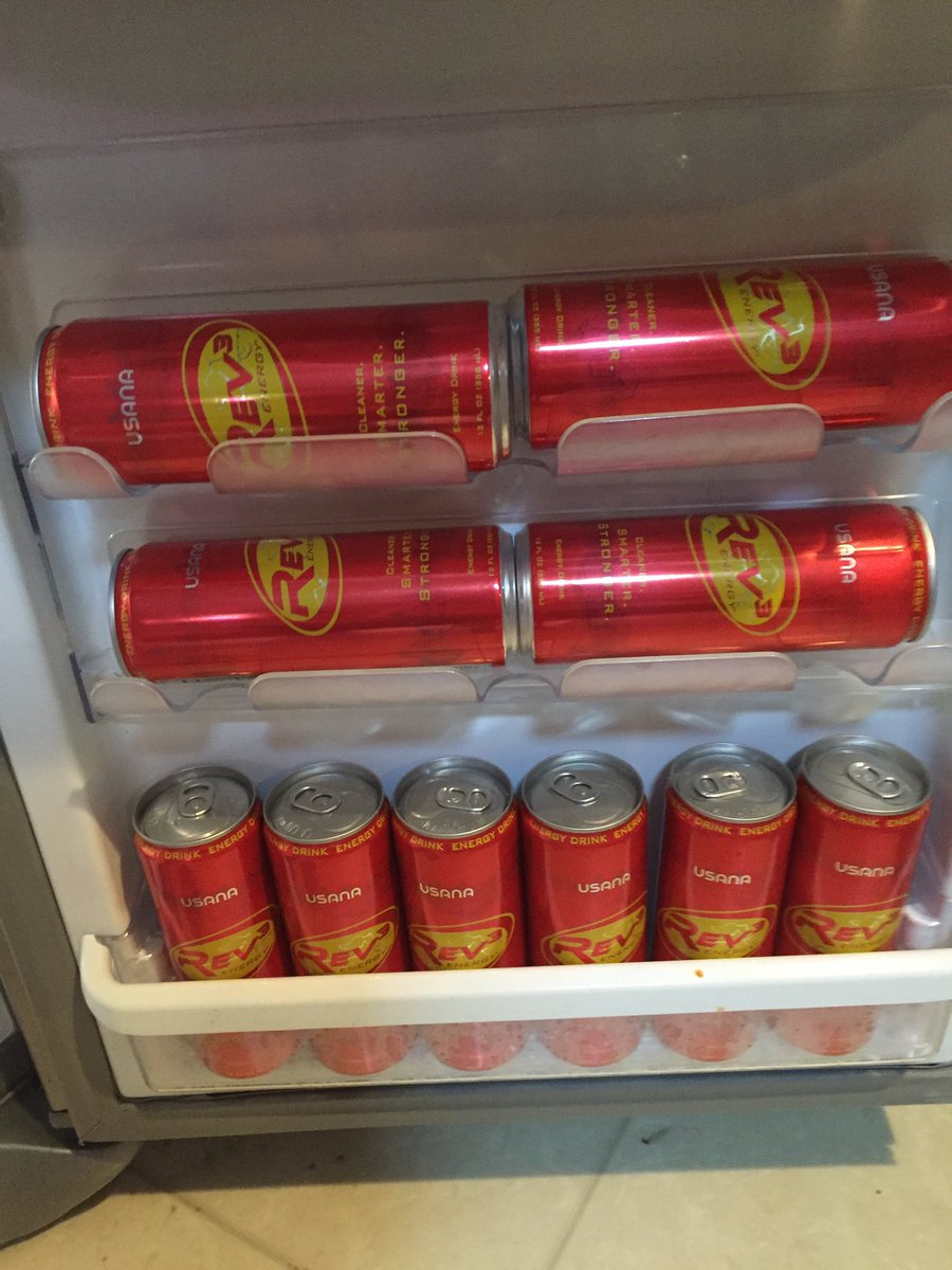 Nick_Kelly's tweet photo. This fridge is all revved up! @drinkrev3 https://t.co/ZBEe2FYWdW
