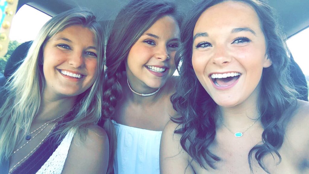 ehflitcraft's tweet photo. silly Billy #HCNKC https://t.co/MBAf0kPhj6