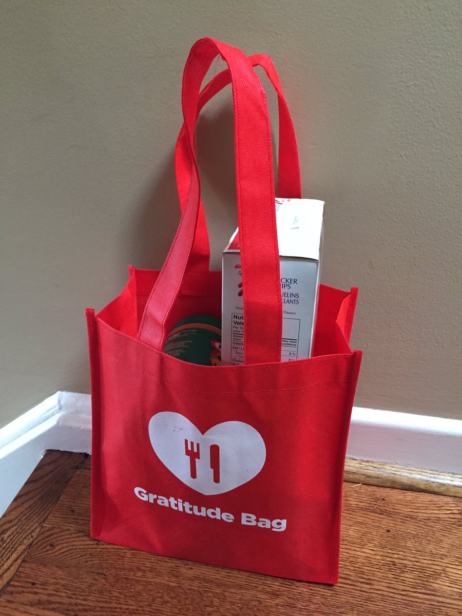 GailStrachan1's tweet photo. Gratitude Bag. Good to go. @GratitudeBagTO #FoodBank https://t.co/ozEpH8nFam