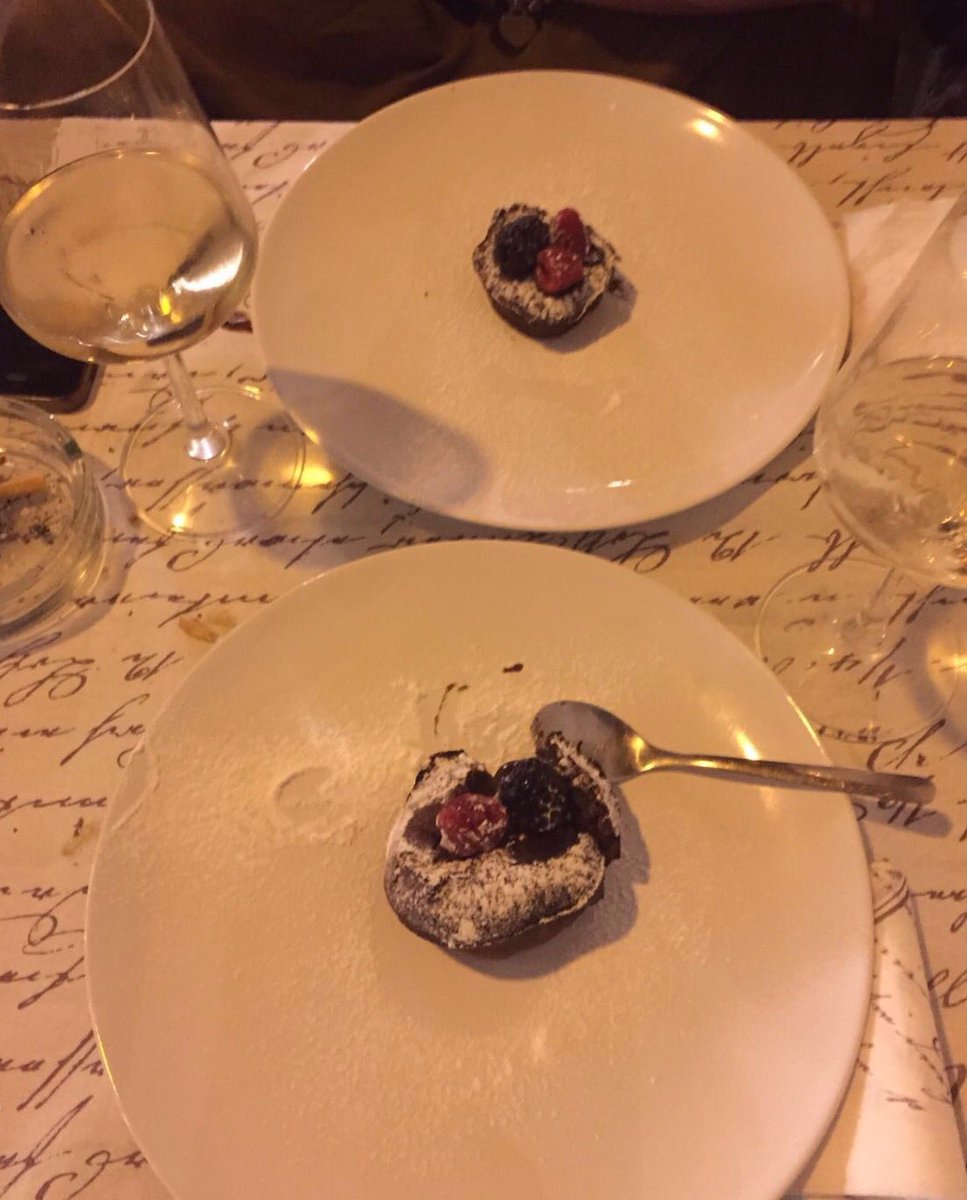 Fefigna's tweet photo. Diamo il via alle nostre cene! N.1 #quarantuno a Pietrasanta!Cena a base di pesce e per finire il nostro amato flan! https://t.co/wu6PPXey6c