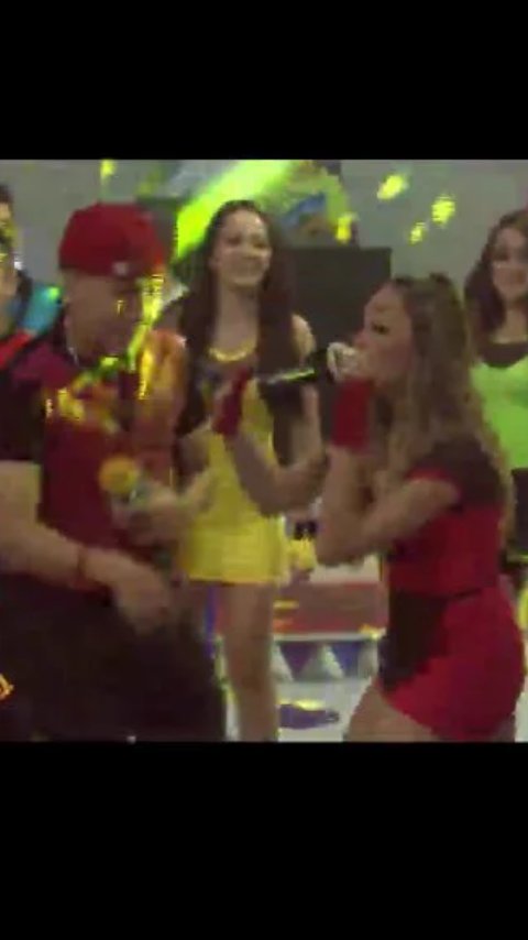 kimbachino3's tweet photo. #Snooby  @gabyramiirezz  y @_snuppy08  cantanto  juntos por primera vez https://t.co/CAVx9BdAQv