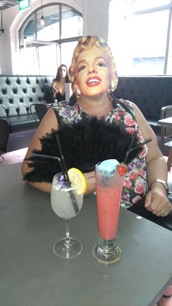 LBNdaily's tweet photo. Had a wonderful time attending @SignatureLiving #ArthouseBar launch thanks for having us!! https://t.co/r0EOKpZy6a