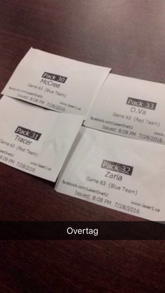 jessusedtodraw's tweet photo. Playing laser tag https://t.co/7rsVX2KOty
