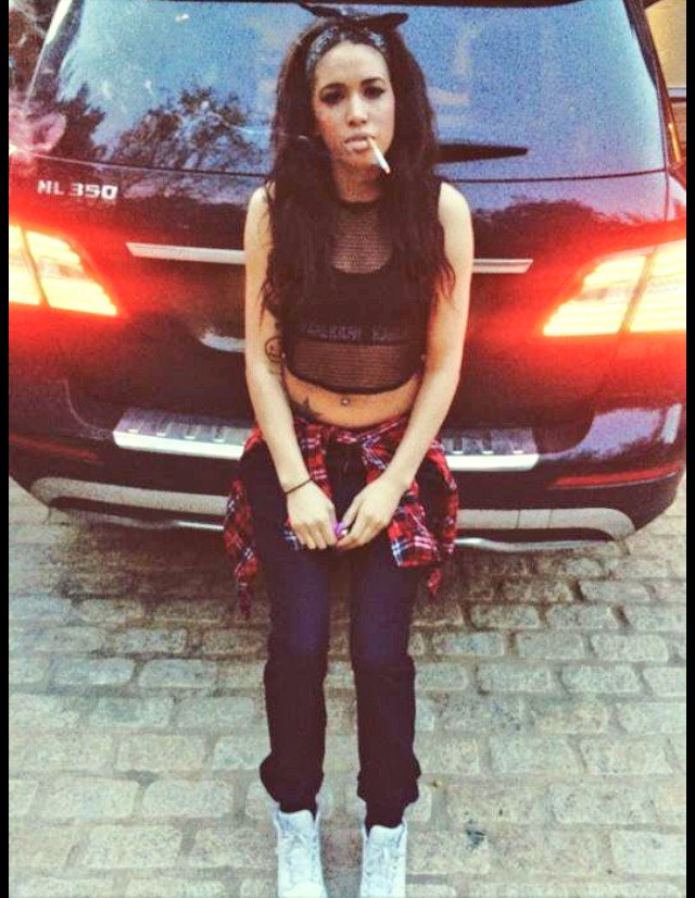juliaweitz2's tweet photo. Women crushh ๐๐ฝ๐จ๐ young Fiji water aka @lilfacetatt #ashley #alldayyy https://t.co/oAPgySnnzh