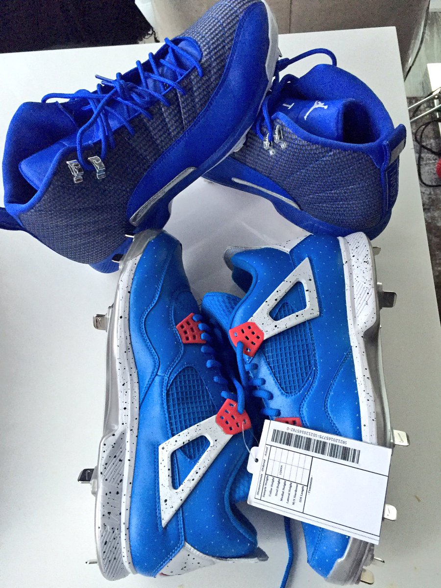 STR0's tweet photo. Shout to @Jumpman23 for these unreal custom cleats. https://t.co/Fx6Gzs17sZ