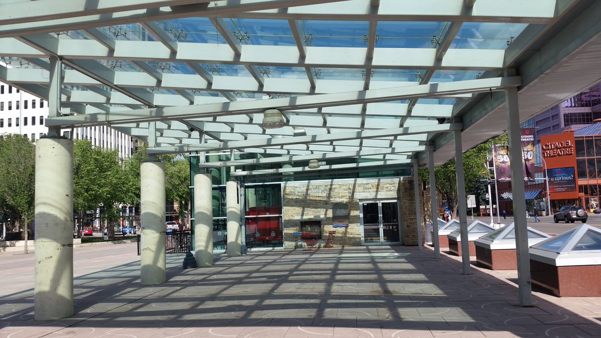 rljessen's tweet photo. Booked a historical walking tour with the @CoreCrewyeg today https://t.co/hGsQTyt9ZO #31daysofyeg https://t.co/Y9QoPQvKmT