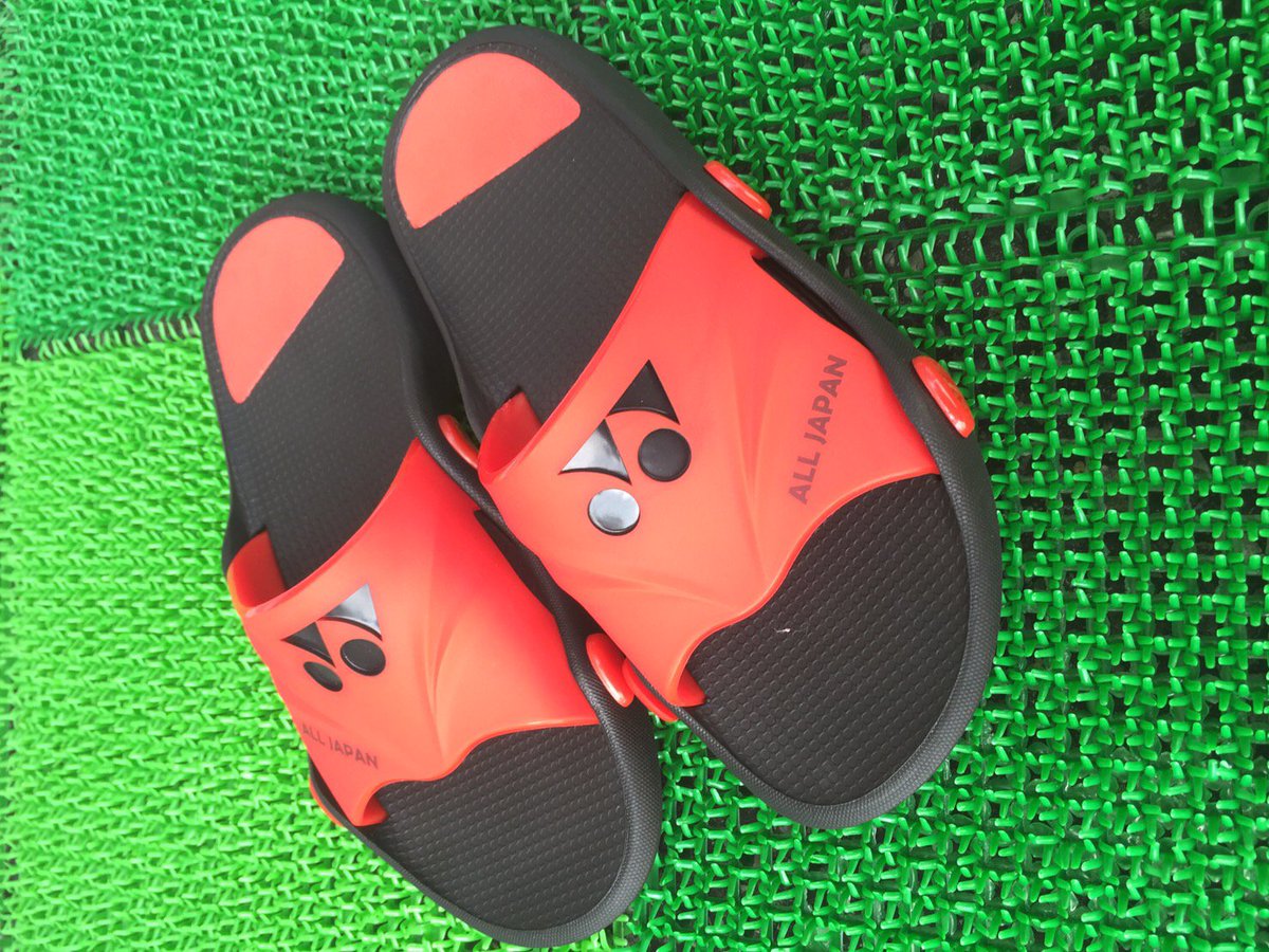 インターハイ限定の品々】タオルはケース付き♪何かと便利なサンダル