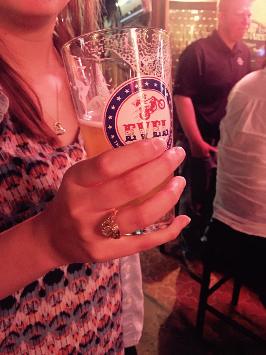 KristenDistTX's tweet photo. Aggies ❤️
#EvilAle
@SABrewery South Austin Brewery https://t.co/T16Mw8kovS