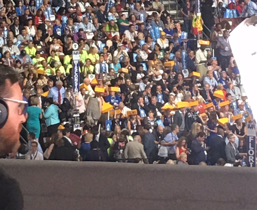 anna_lombardi's tweet photo. #DemConvention #delegati #waitingforhillary #cheesehat #Wisconsin https://t.co/vAU4ZIp38C