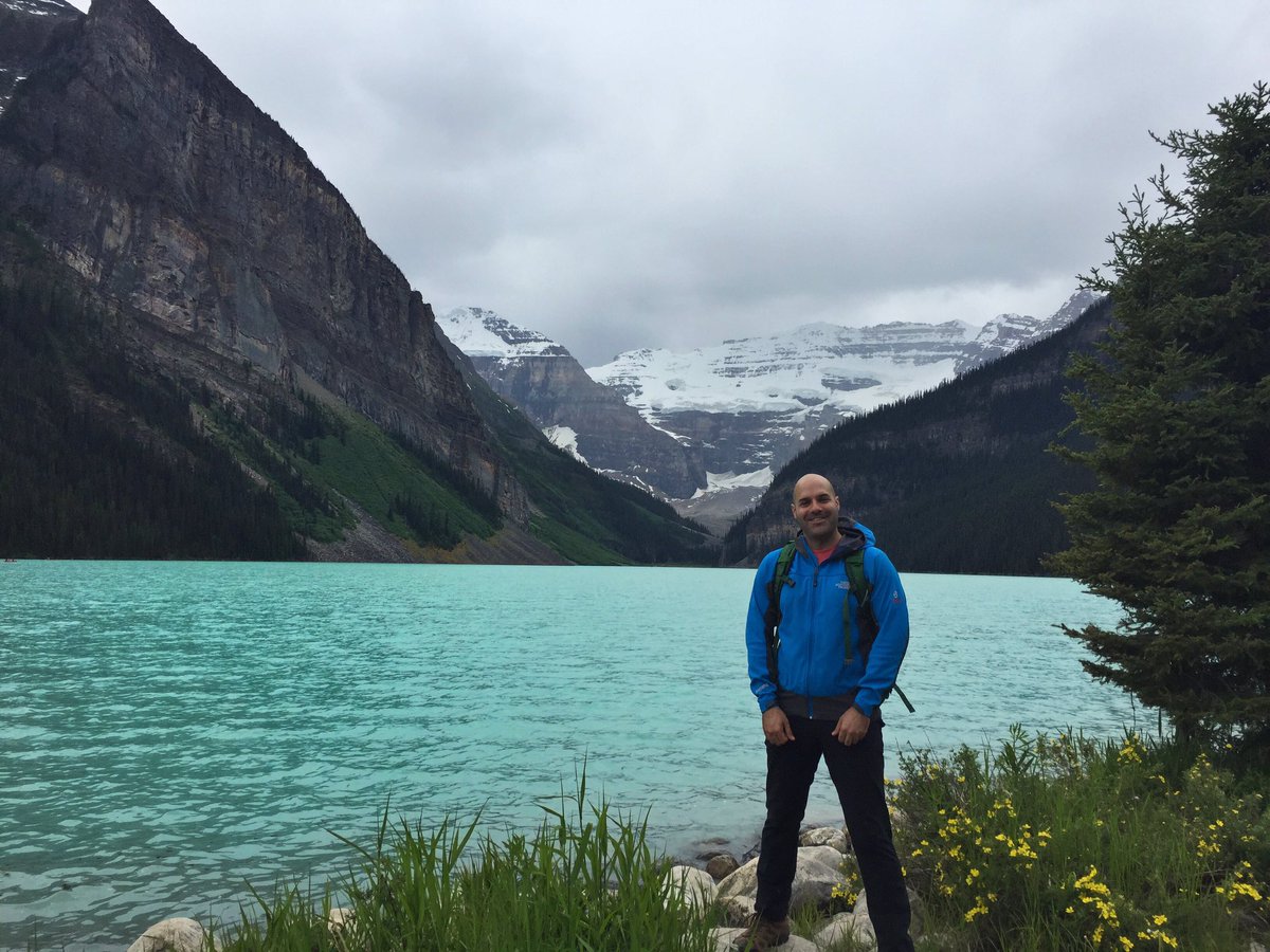 eddiworks's tweet photo. Stop #3 of our Centennial National Park Celebration tour was #LakeLouise #BanffNationalPark 😍
 #EarthInitiative https://t.co/pmICd0ZHnZ