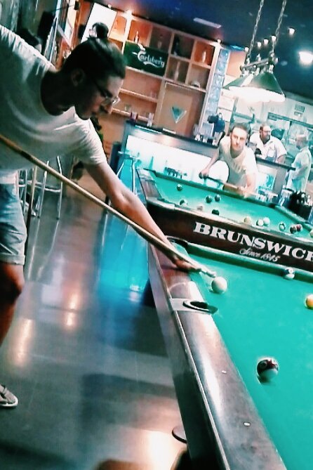 soniagilolmo's tweet photo. q viva las fotos mas horribles pero las mas miticas a la vezz, tquiero cara🐟 #happybdayy 🎱🎁🎈🍻🍕🍔💘❕ @carletes_basket https://t.co/dlmvuL52k7