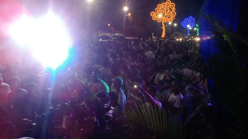 Concierto juvenil de Música Latinoamericana #AquíEstáChávez 
<a href="/teleSURtv/">teleSUR TV</a> <a href="/laradiodelsur/">La Radio del Sur</a>