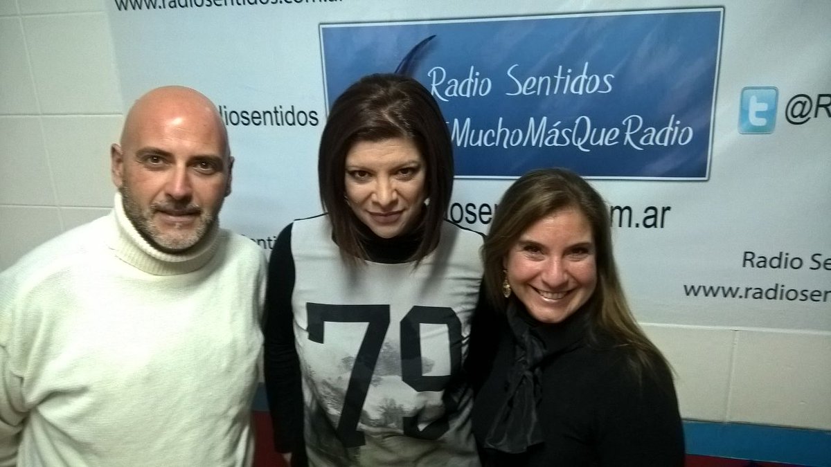 sommosdos's tweet photo. Ya listos para el aire... 22hs.
#22Programa de @sommosdos con @bodegamargot en @radiosentidos https://t.co/8gsQGFul1T