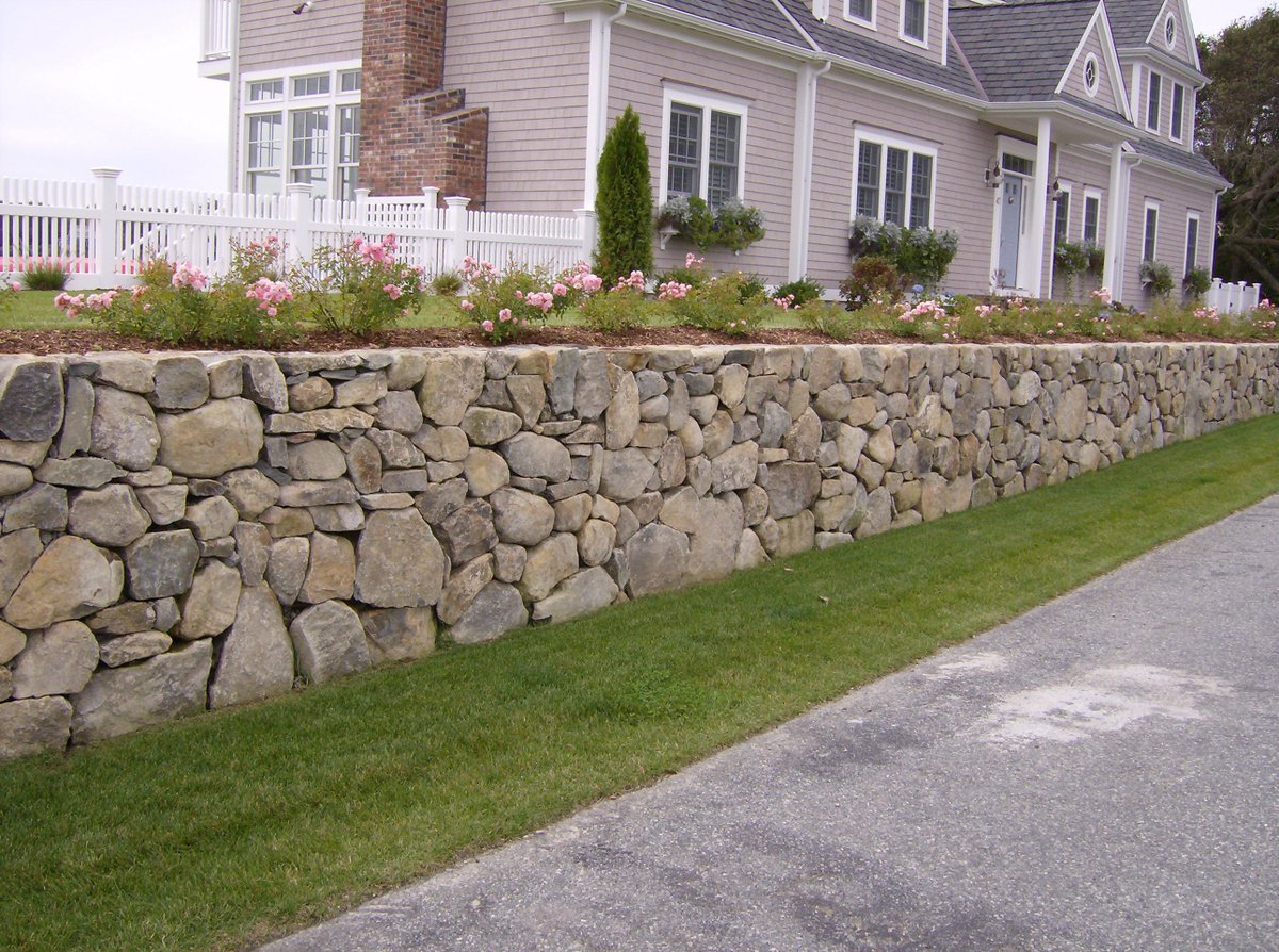 AmigosLandscape's tweet photo. Beautiful retaining #wall built with #stone & the #MortarLess #design makes it great! We can help you inthe #BayArea https://t.co/ggplQoi1M7