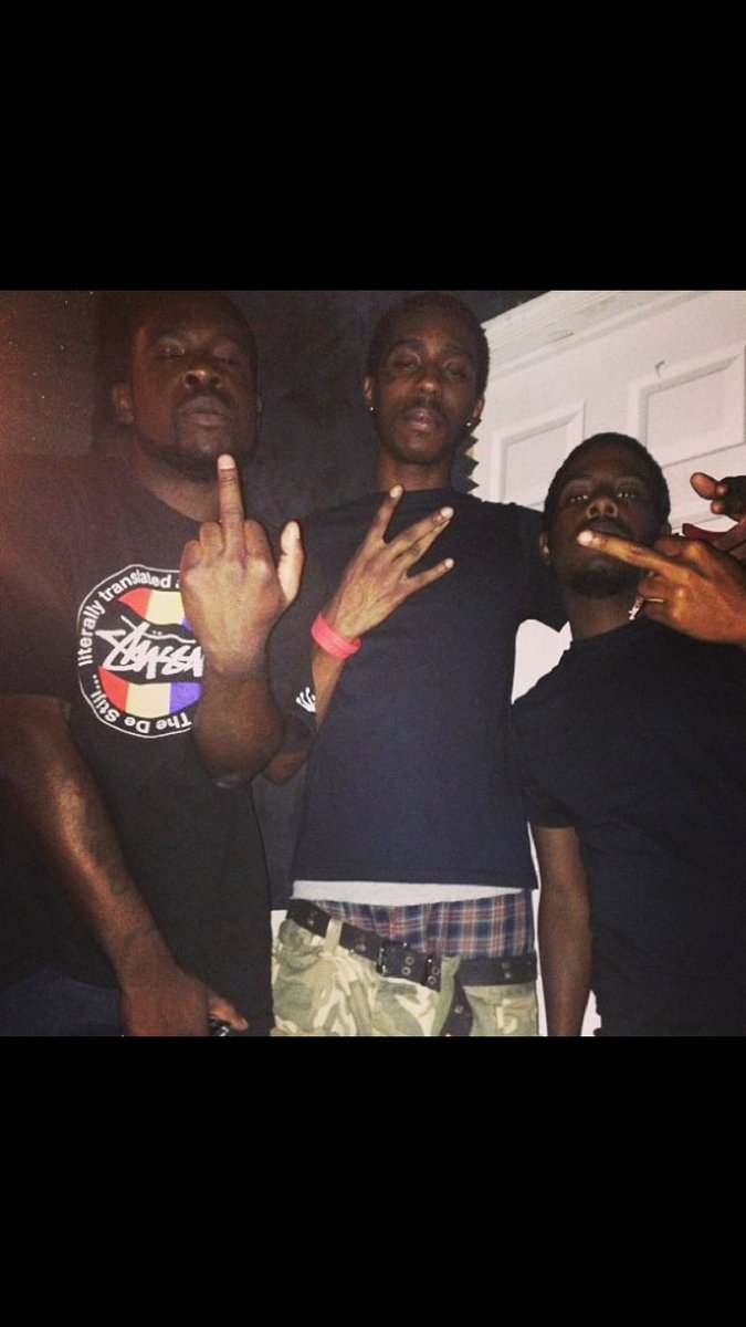 beatsbywonka's tweet photo. Tbt still wit the same niggas #washingtonsofmoney @OGhaanjee @TokyoDaimo202 https://t.co/dkaL5G3CZU