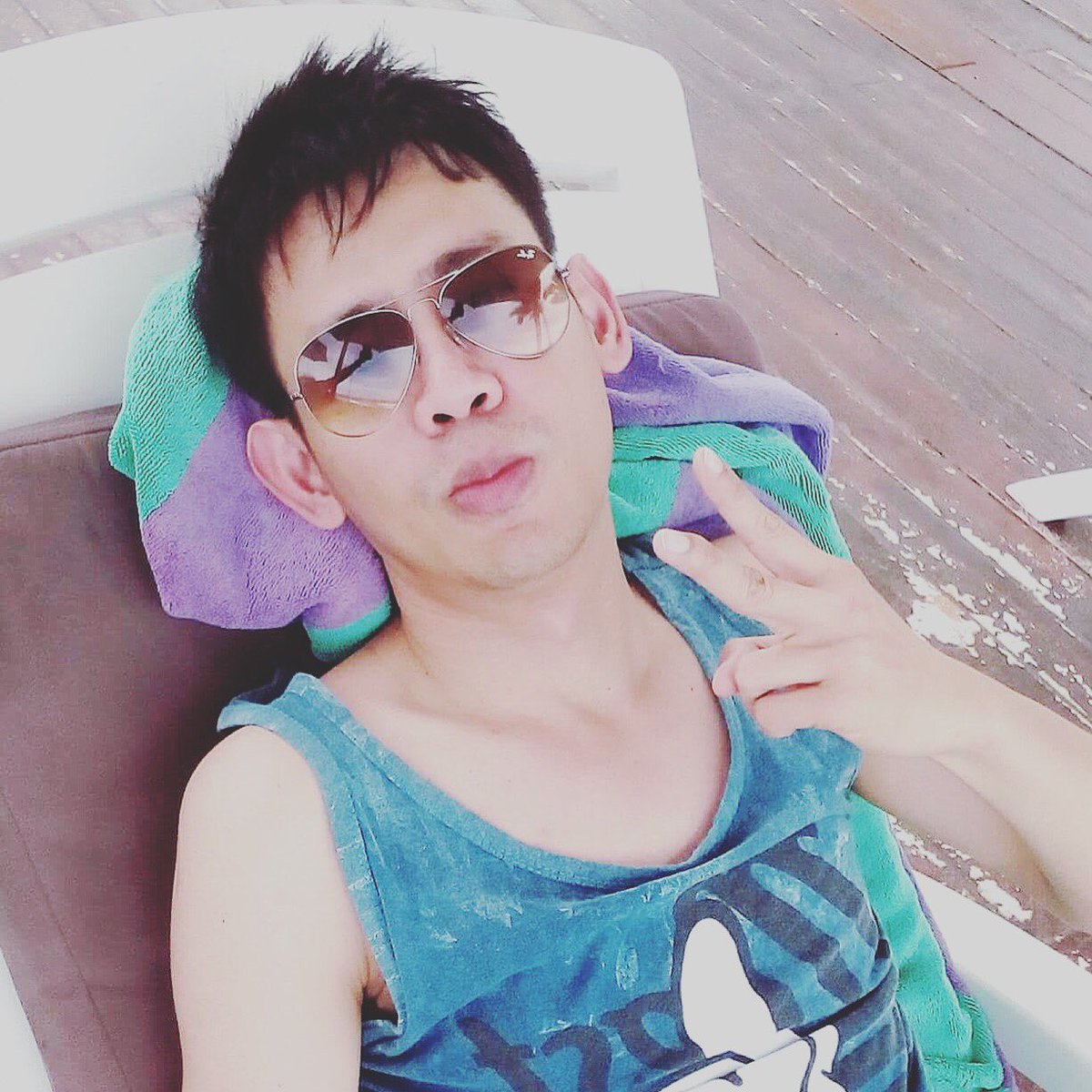 TinyPack's tweet image. "โลกมันก็เป็นแบบนี้แหล่ะ มันจะเป็นเหมือนที่เราคิดทุกอย่างไม่ได้ บางทีเราก็ต้องปล่อยให้มันเป็นไป...ในแบบที่มันเป็น"