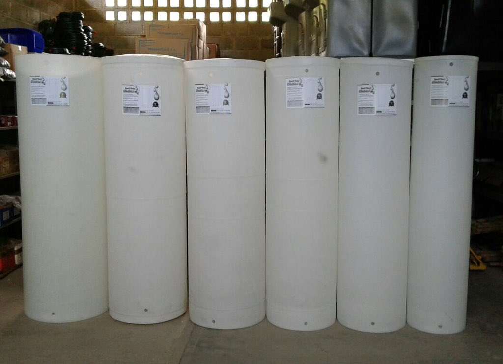 InvMc's tweet image. La mayor variedad en tanque tipo apartamento de: 310, 440, 460, 560, 630 y 730 Ltrs. En: INV.MC1212GMAIL.COM