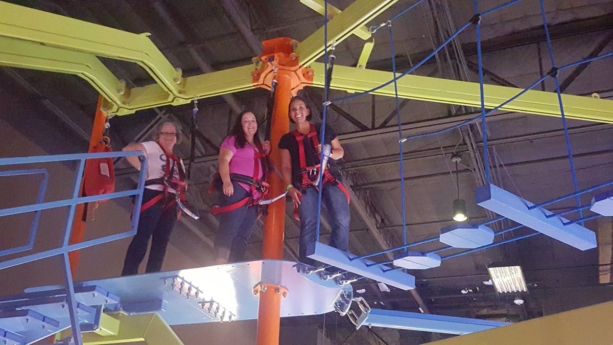 Harmony leaders leading the way w/ "high" expectations! #harmonyleads16 <a href="/HarmonyEdu/">Harmony Public Schools</a>