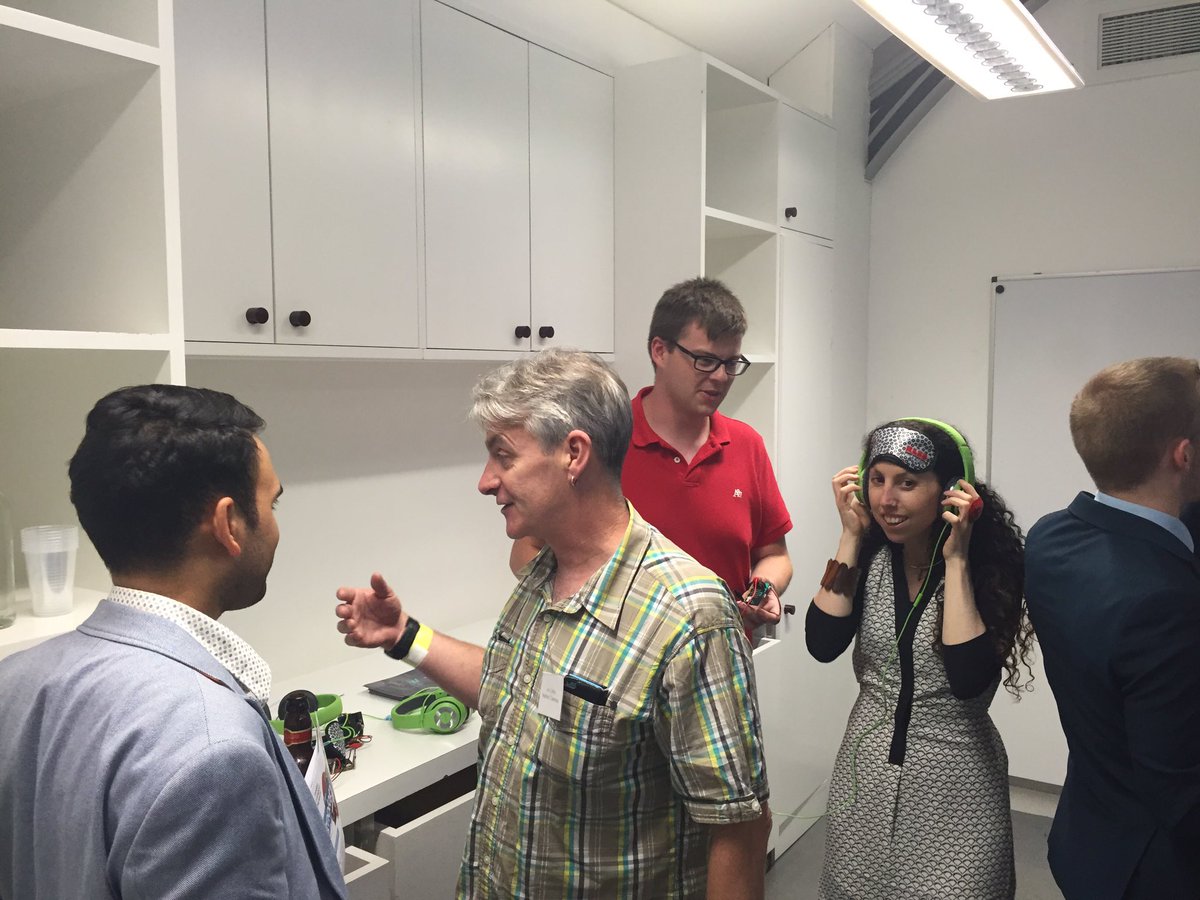 ocroberts1's tweet image. Had a great time last night at the @coderdojolondon #a11yhack  @ltmuseum
#workingattr
#LTMLate