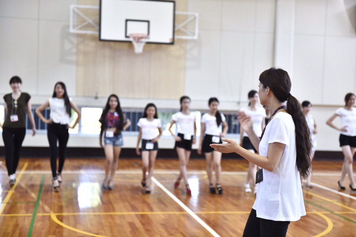 hr201410's tweet image. HIROSHIMARUNWAY強化合宿
スタート致しました！
ウォーキング初心者の方から日頃 #KCE広島校 でレッスンを受けられている方まで、この2日間でしっかりスキルを上げていきます！

#HIROSHIMARUNWAY