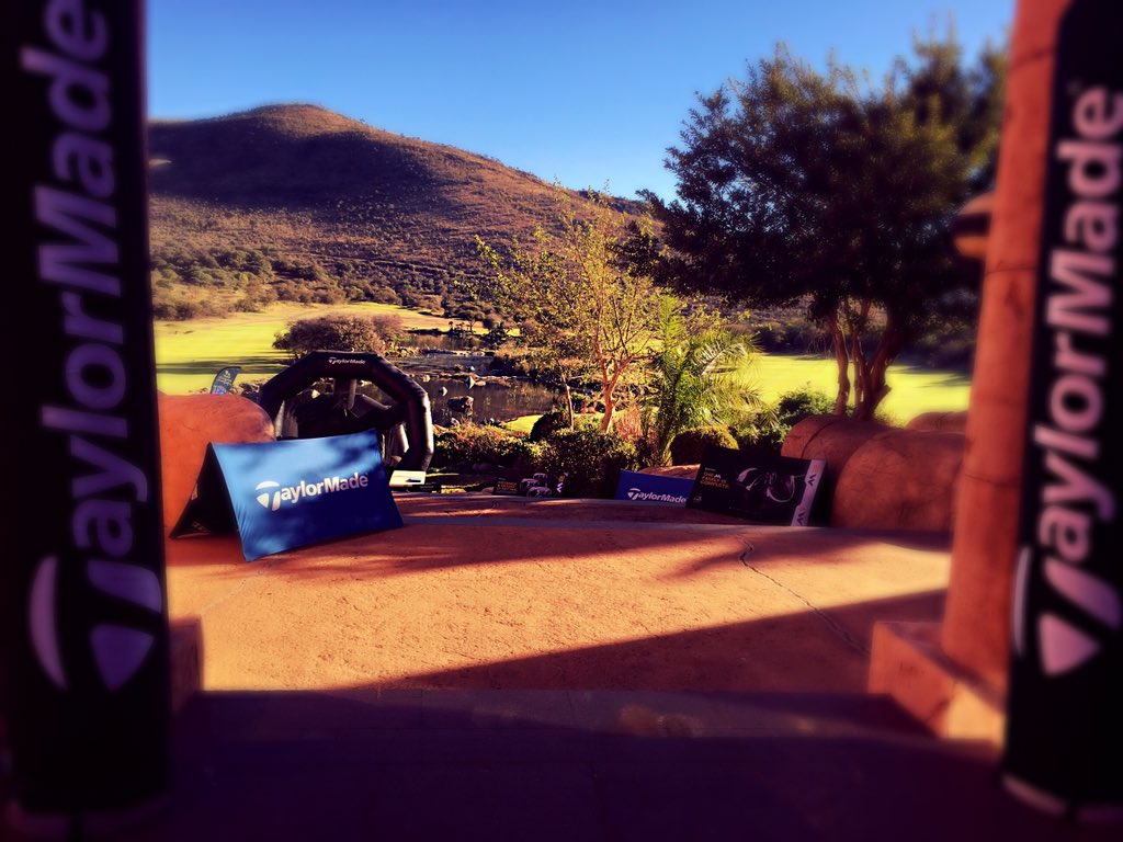 TaylorMadeSA's tweet photo. Happy Friday everyone from the @RoyalEscapeZA Golf Day @SunCityResortSA ! #MadetoWin #TMfaM1ly @espafrika https://t.co/yRM6HYTGEz