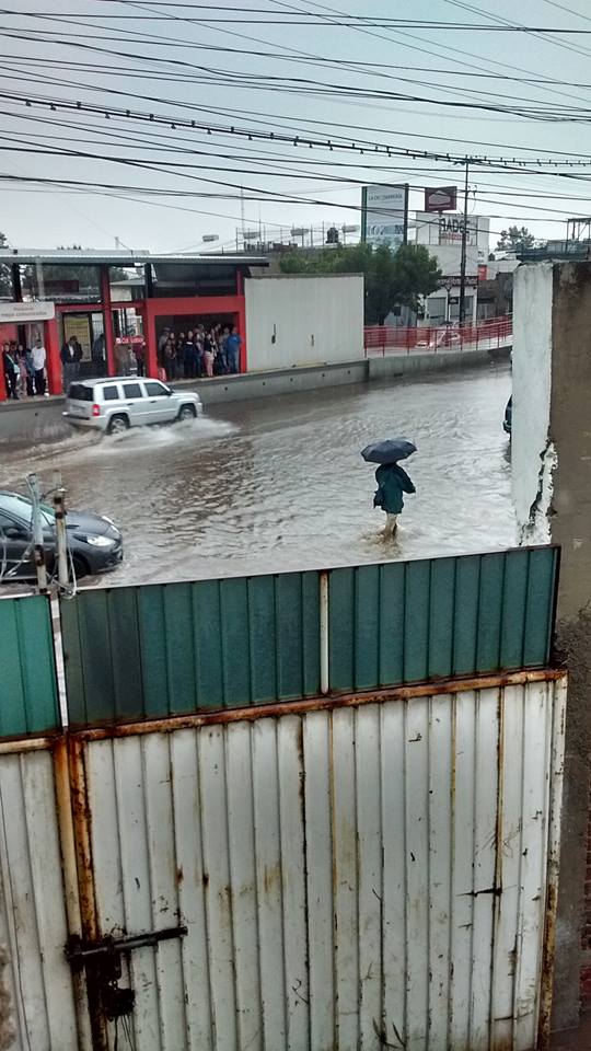 kamularamex's tweet photo. hermoso tultitlan #cdlabor #tultitlan #lopezportillo https://t.co/doGorQeUr0
