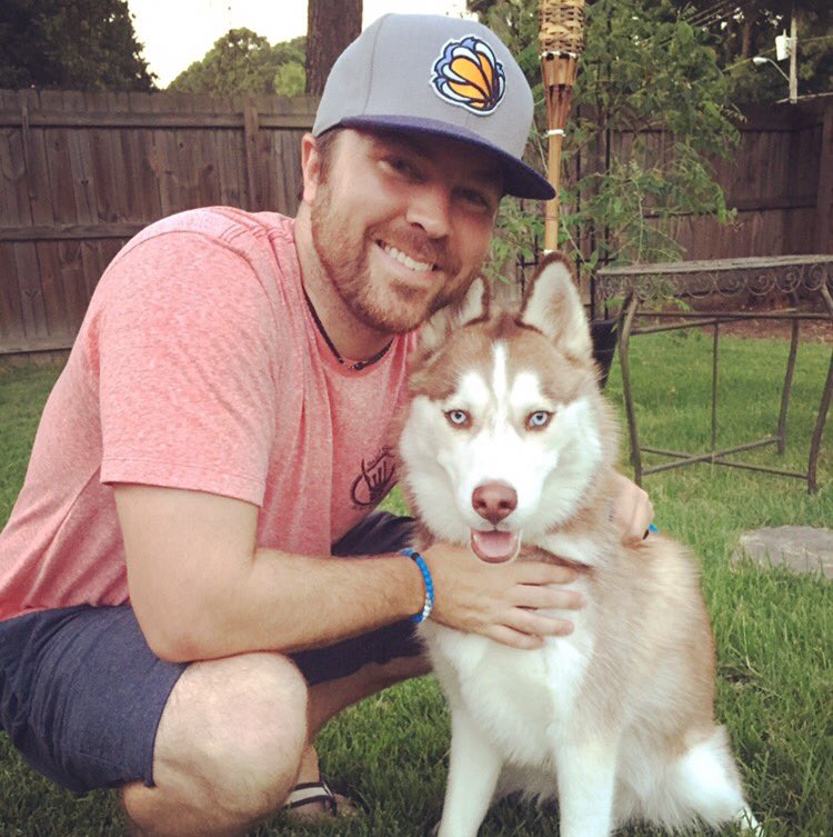 ZRBarnesBooks's tweet photo. Love my little guy #husky #puppy https://t.co/ydF0TP0dKp
