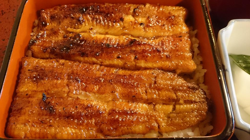 Izaya アトリエ 月布 三島で人気のうなぎやさん桜家ヽ ノ うな重 うざく 骨のからあげ 飛び込みでいくとめちゃくちゃ待つはめになるので予約していくことをオススメします