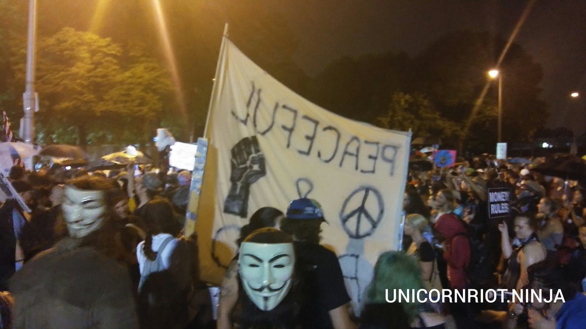 UR_Ninja's tweet photo. #Anonymous, Anarchists and disgruntled #Bernie supporters protest #DemConvention outside gates of #DNC https://t.co/FObGV35YkK