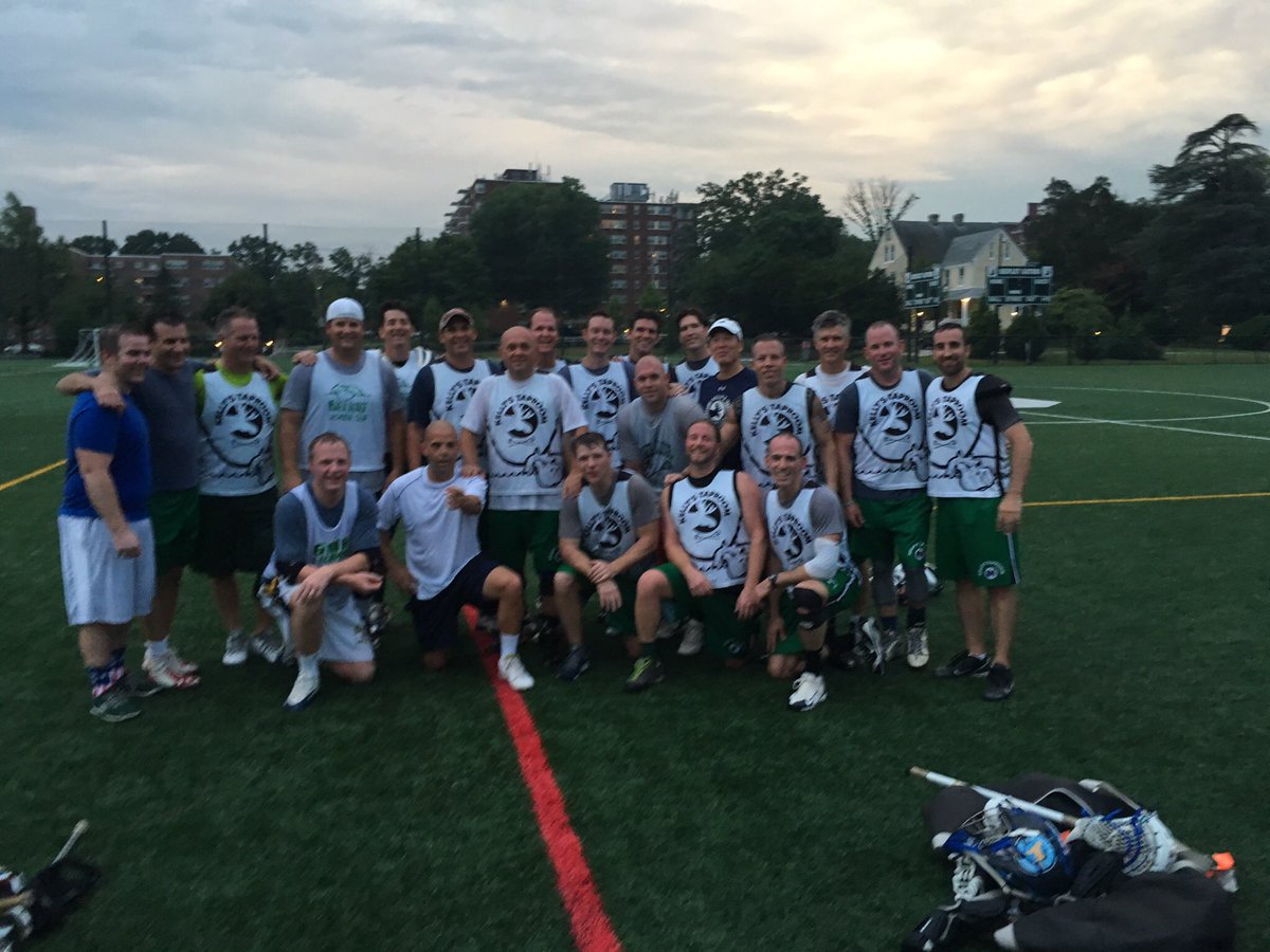 Ari_Sherwood's tweet photo. Epic comeback 4 River Horse/Kellys in Masters @sllsepa Champ game. 11-10 in 2OT vs Advil @phillylacrosse #masterslax https://t.co/KBC1qfS8Pg