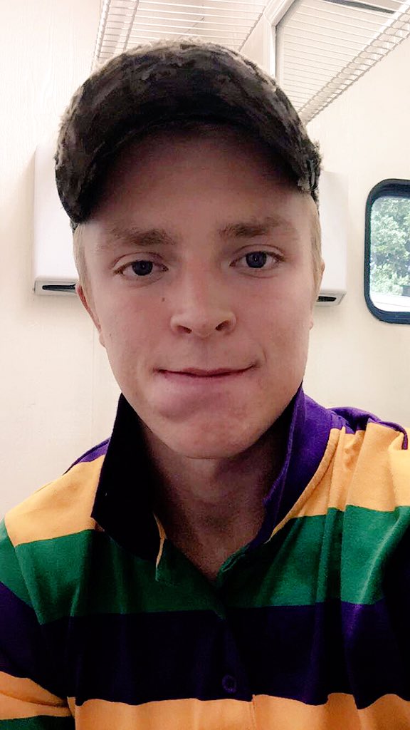 Austin_Tyler41's tweet photo. @Austin_Tyler41 #pinchadaykeepsthedoctorsaway #dippernation #dipslut https://t.co/hdgDqc3sNr