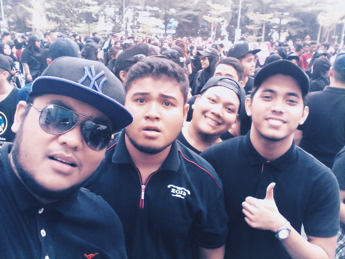 rdh8tv's tweet photo. ⚫S.E.S.S team
⚫Creative Dance Competition
#MSUHCF2016 https://t.co/DUt5rePXnp