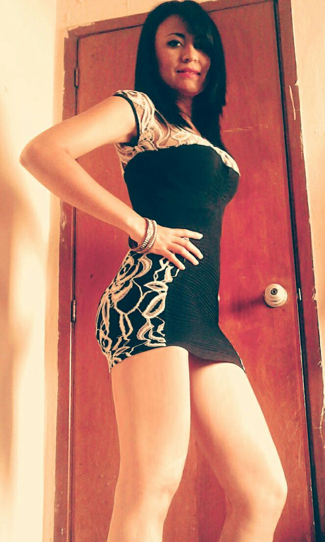 NanAndYC's tweet photo. mi sexy ujer #Nancy preciosa #Piernas hermosa https://t.co/Z1m8xLnFrJ