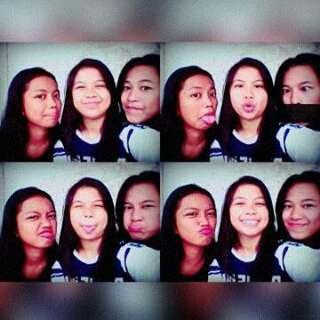dhini_astry99's tweet photo. #WithFriendtersayang 😘😘😚 https://t.co/oiwTA5yBhr