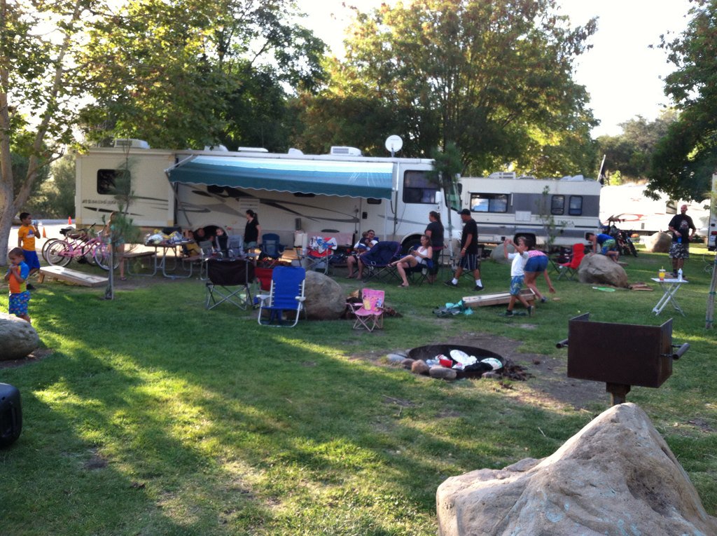LM45Spotter's tweet image. #LifeAwayFromTheTrack  
My rig camping this past weekend.