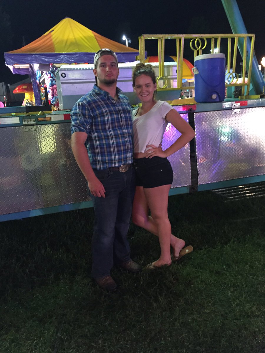 southern_convoy's tweet photo. The convoy hitting up the county fair! 
Dustin Lynch, tractor pulls and boots!
#southernconvoy 
#keepitsouthern https://t.co/6PvdJpf62D