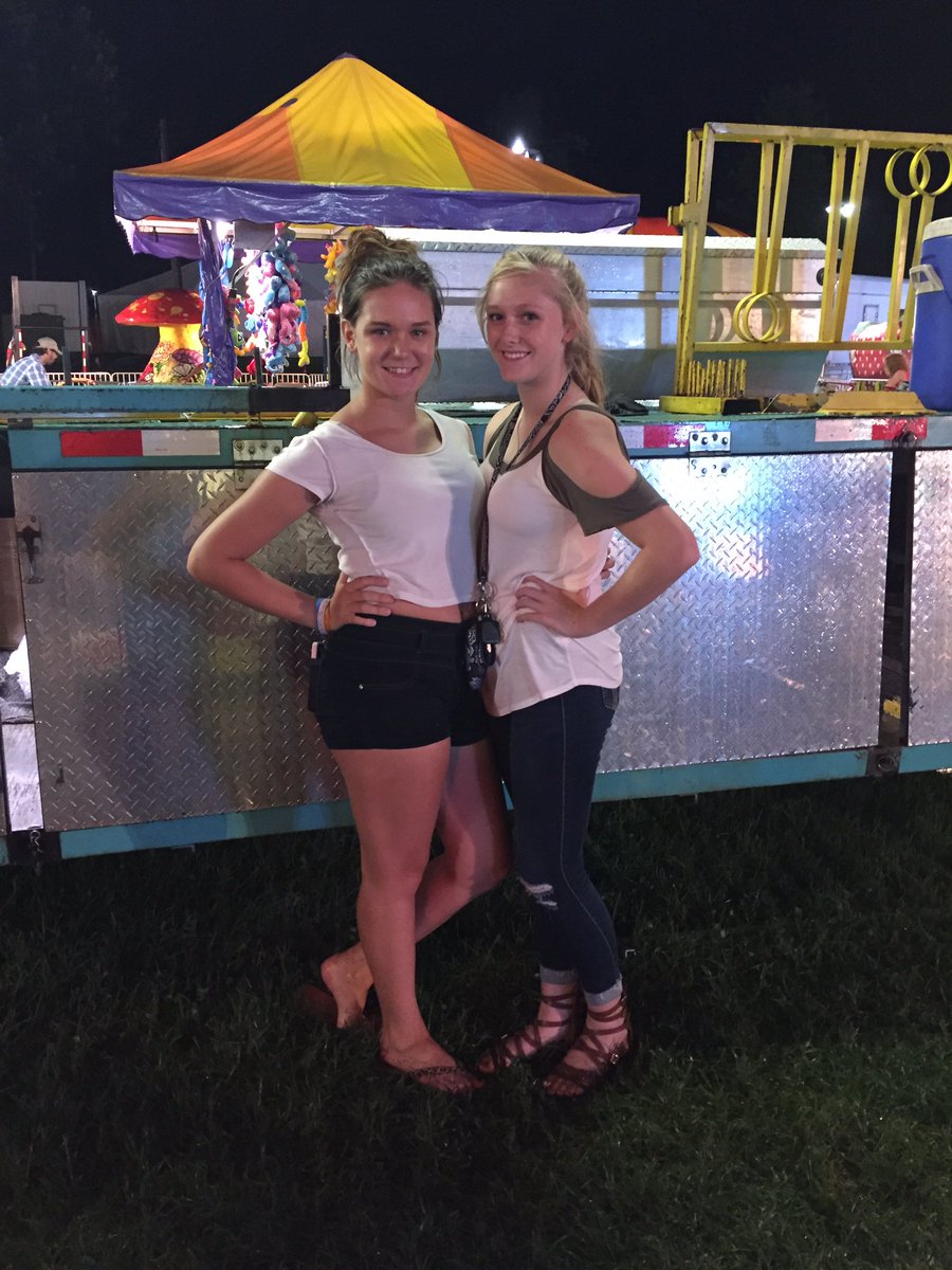 southern_convoy's tweet photo. The convoy hitting up the county fair! 
Dustin Lynch, tractor pulls and boots!
#southernconvoy 
#keepitsouthern https://t.co/6PvdJpf62D