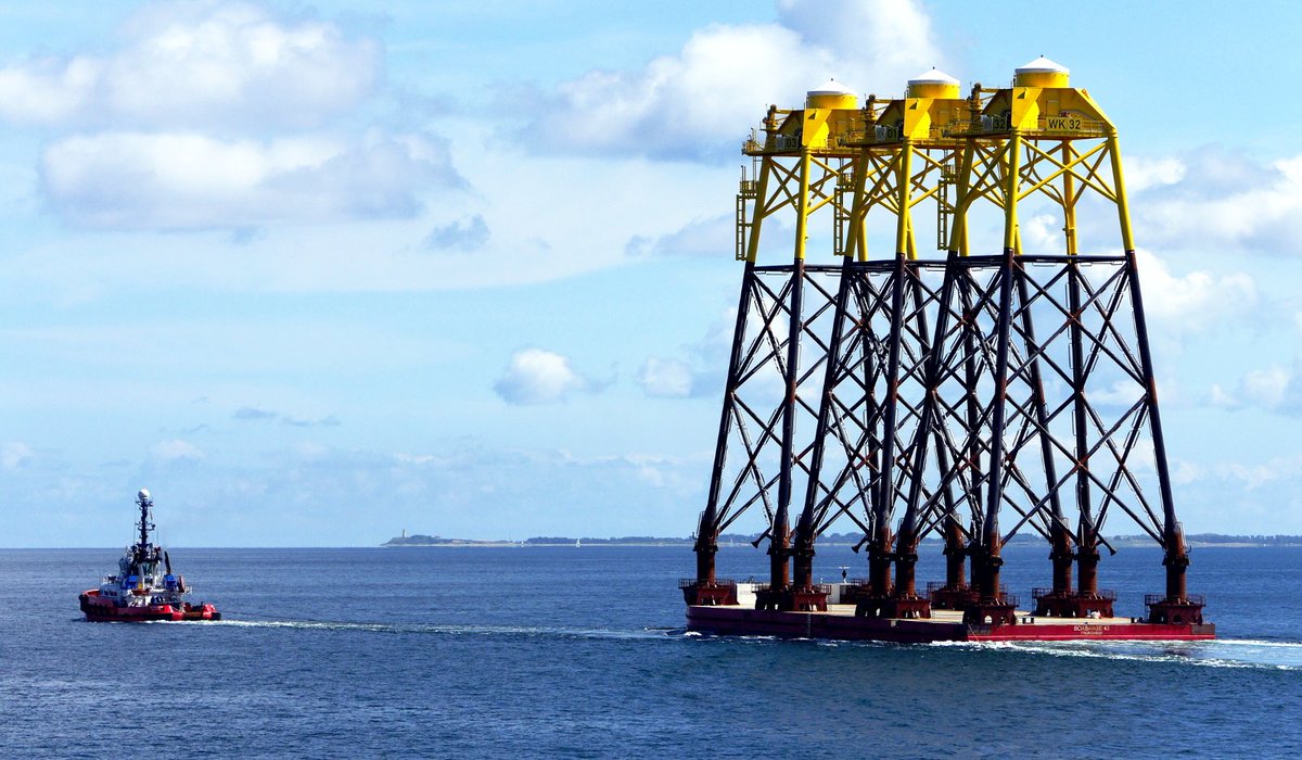 Tug SD Salvor towing. <a href="/kotug_towage/">KOTUG International</a> #shipping