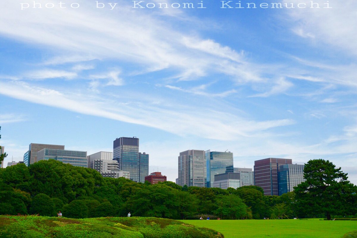 TsuyouKk's tweet photo. It's my birthday sky☀️Beautiful cloud☺️🍀

#LandscapeThursday by @WillGoodlet 
... https://t.co/HwVTVWGpOf https://t.co/g8QdHMFoq6