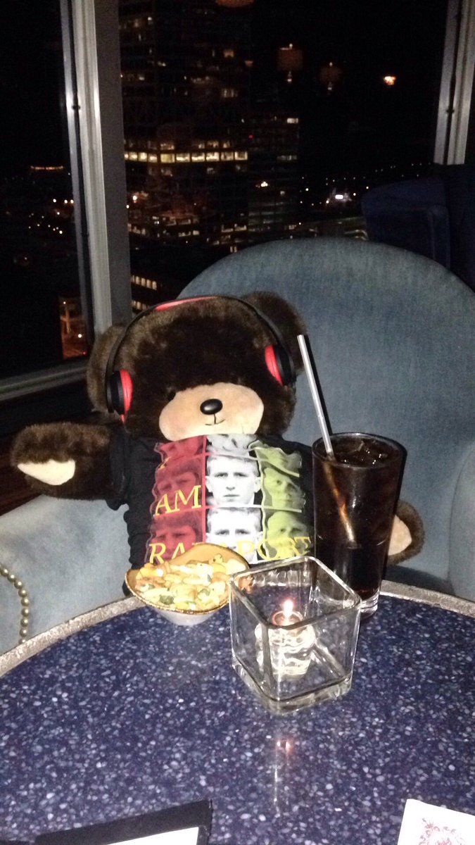 AdverTina's tweet photo. #Rapabear on the 23rd floor of a #Milwaukee hotel! True V.I.P. #Stickman lounge @MichaelRapaport @iamrapaporttour https://t.co/LbOXpNfEjJ