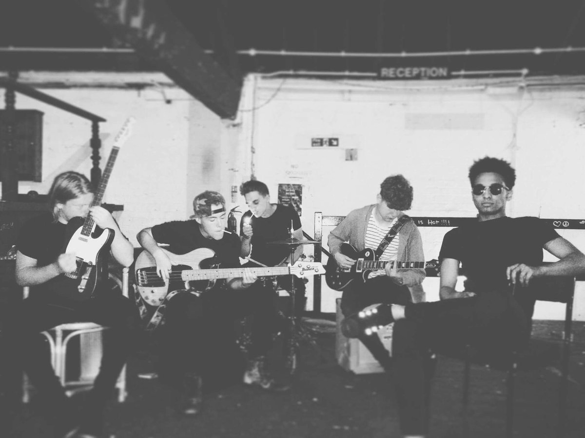 Semi finals tonight baby 🤘🏼🤘🏼