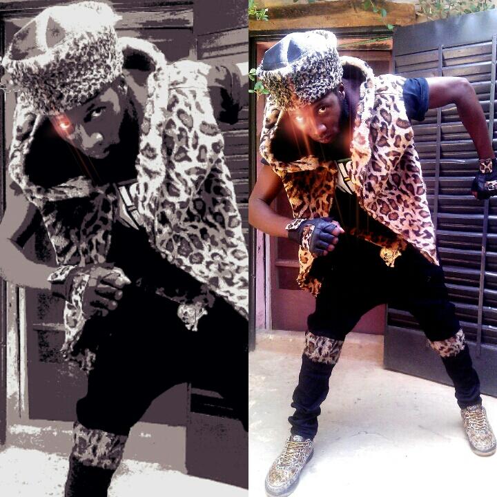 niwaniga's tweet photo. #le loup du désert https://t.co/kv2NrJwBGT