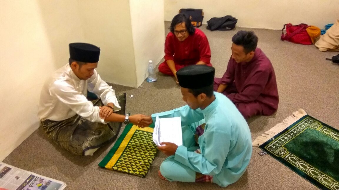 rasyidibakar's tweet image. selesai sudah majlis 😂😂😂 #KeyProject