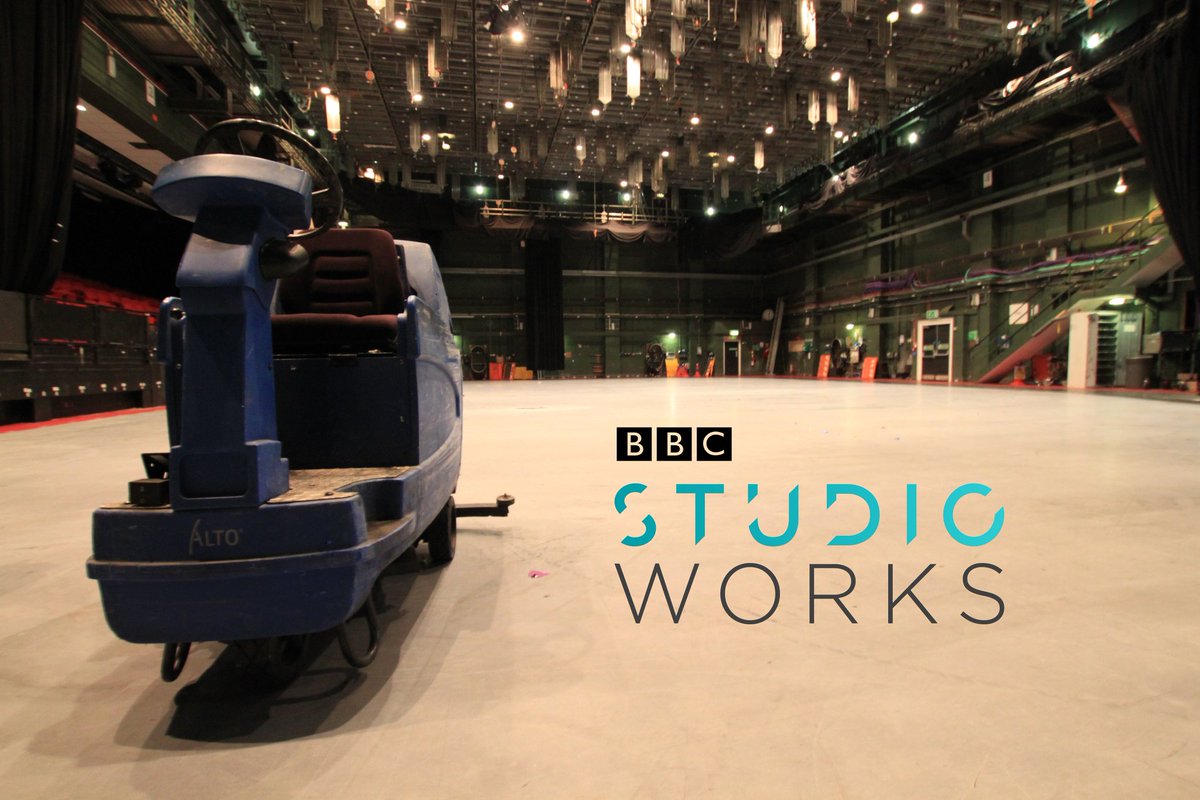 BBC_Studioworks's tweet image. Friday floor wash in Elstree Studio D #BBCElstree #BehindTheScenes #TVStudio #FridayFeeling