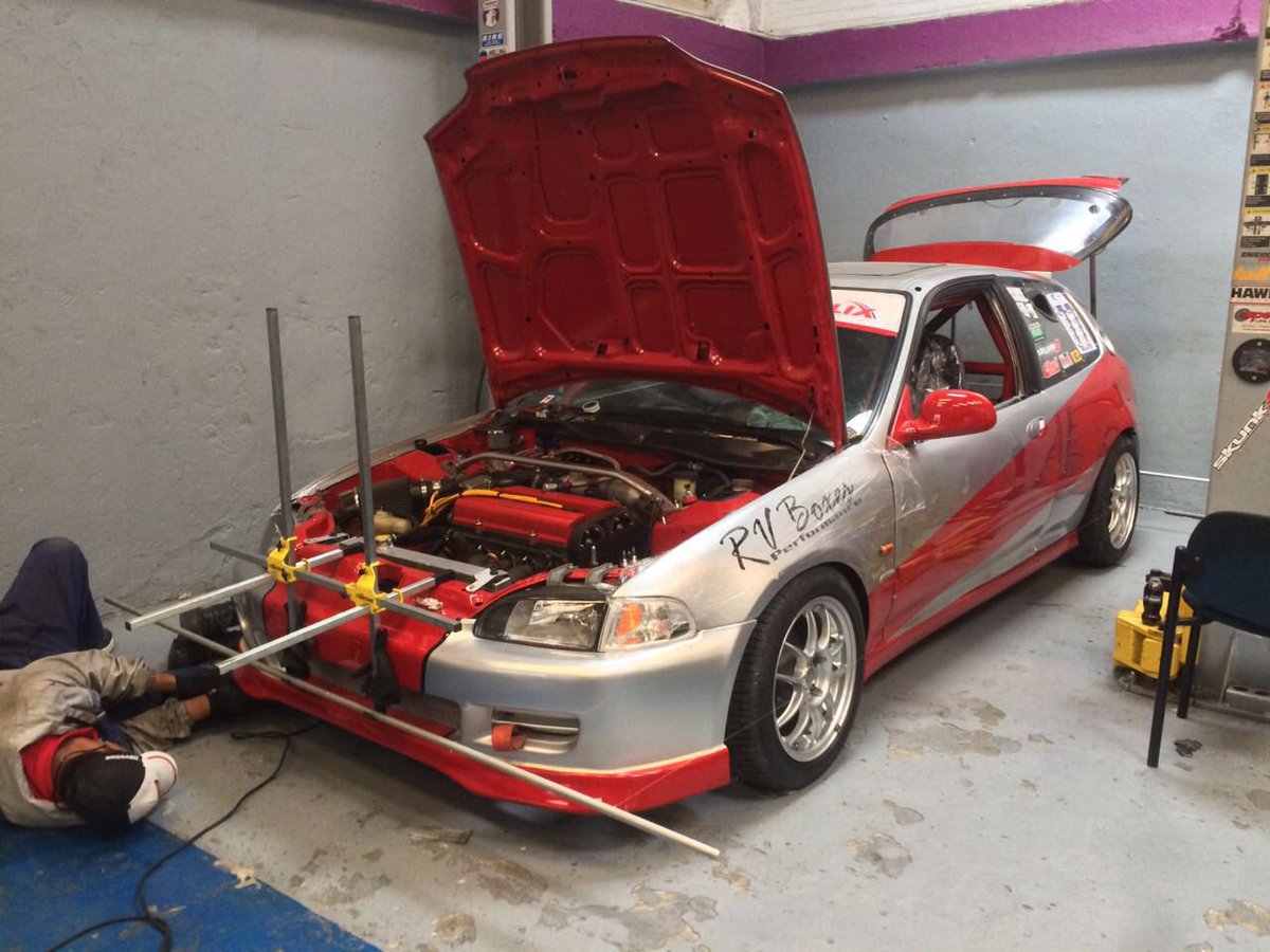 rvboxes's tweet photo. Buscando el mejor Set Up para los #400ktc200 #honda @jeanpimacias @tc2000colombia @capiamonte77 @rvboxes https://t.co/nEe4DJUzt6