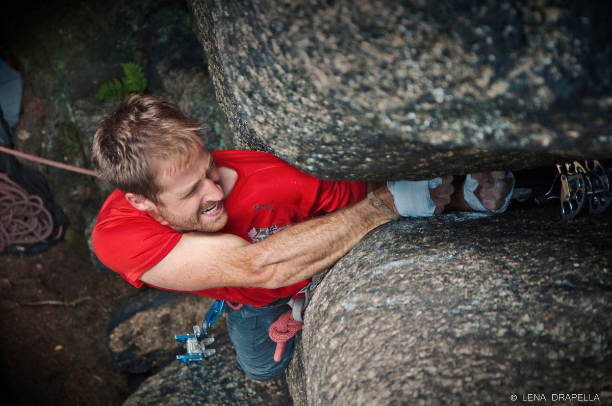 LenaDrapella's tweet photo. I always thought that climbers have a bit of masochism at heart.
https://t.co/rPClm0Yg5r
#climbing #poland #trad https://t.co/zo8WtkYzbs